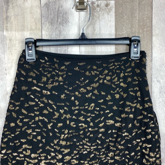 Elie Tahari Women's Sequin Mini Skirt - Picture 4 of 9
